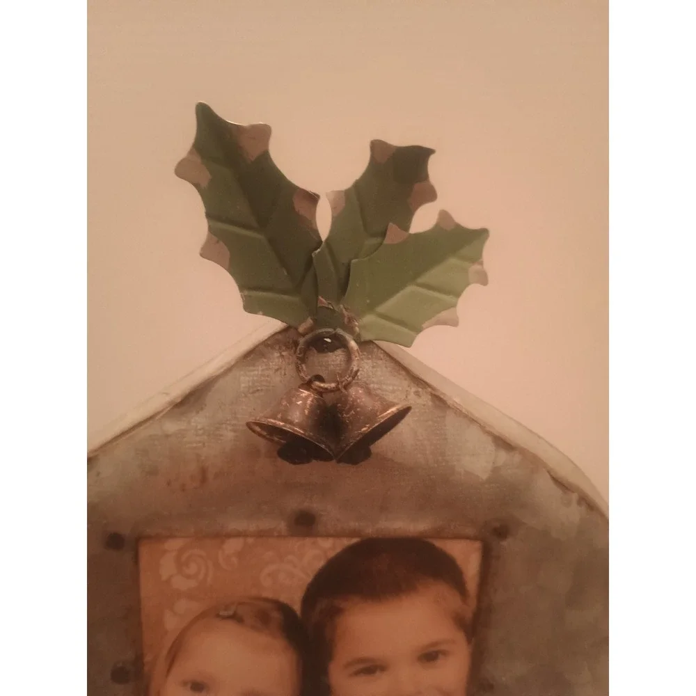 Vintage Metal Picture Frame Stand 16